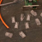 Джек компьютерный RJ45 (8P8C) кат.5E (уп.100шт) Rexant 05-1021 — изображение 2