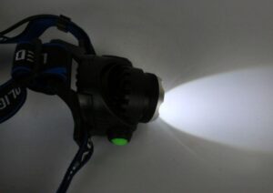 Фонарь аккумуляторный налобный E150 CREE 3Вт фокус 3 режима 220В пластик. черн. (бокс) Ultraflash 12188 — изображение 14