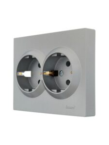 Розетка 2-м СП VESNA с заземл. ПБТ платина LEZARD 742-3500-127B — изображение 4