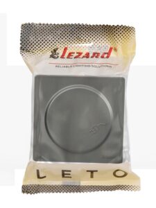 Розетка 1-м ОП LETO с заземл. с крышкой LETO ПБТ платина LEZARD 752-3500-123B — изображение 5