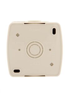 Розетка 1-м ОП Nata 16А IP20 с заземл. керамика крем. LEZARD 710-0300-122 — изображение 3
