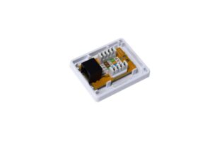 Розетка компьютерная 8P8C (RJ-45) кат.5E UTP 1 порт TOKOV ELECTRIC TKE-SMB-8P8C-1P-UTP — изображение 3