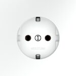 Розетка 1-м СП S70 16А с заземл. механизм бел. матов. Voltum VLS040102 — изображение 2
