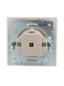 Розетка 1-м СП Mira 16А IP20 с заземл. со вставкой керамика жемчуж./бел. перламутр. LEZARD 701-3030-122 — изображение 2