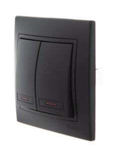Выключатель 2-кл. 1п СП Mira 10А IP20 с подсветкой со вставкой черн. бархат LEZARD 701-4242-112 — изображение 4