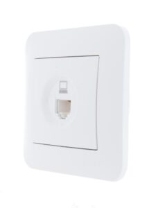 Розетка компьютерная 1-м СП Karina RJ45 механизм бел. LEZARD 707-0288-139 — изображение 2