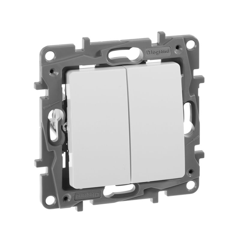 672212_1.jpeg Переключатель 2-кл. СП Etika Plus 10А IP20 250В 10AX безвинтов. зажимы механизм бел. IEK 672212 — изображение 1