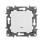 Переключатель 1-кл. СП Etika Plus 10А IP20 250В 10AX с подсветкой безвинтов. зажимы механизм бел. IEK 672215 — изображение 3