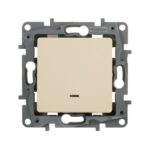 Выключатель 1-кл. СП Etika 10А IP20 250В 10AX с подсветкой/индикацией безвинтов. зажимы механизм сл. кость IEK 672303 — изображение 3