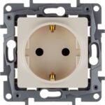 Розетка 1-м СП Etika 16А IP31 250В 2P+E с заземл. защ. шторки немецк. стандарт винтов. клеммы механизм сл. кость IEK 672322 — изображение 5