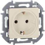 Розетка 1-м СП Inspiria 16А IP20 250В 2P+E защ. шторки немецк. стандарт механизм сл. кость IEK 673731