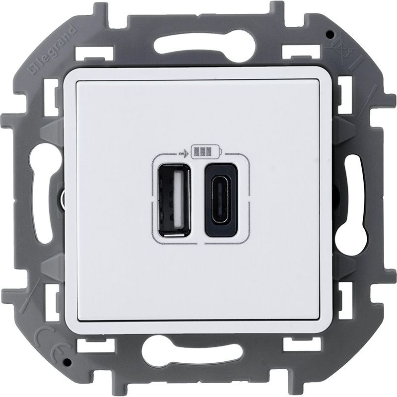 673760_1.jpeg Устройство зарядное Inspiria с 2-мя USB разьемами A и C 240В/5В 3000мА бел. IEK 673760 — изображение 1