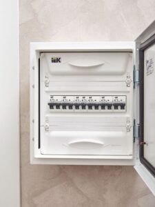 Выключатель автоматический модульный 1п C 25А M06N ARMAT IEK AR-M06N-1-C025 — изображение 4
