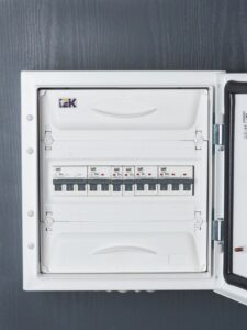 Выключатель автоматический модульный 1п C 32А M06N ARMAT IEK AR-M06N-1-C032 — изображение 4