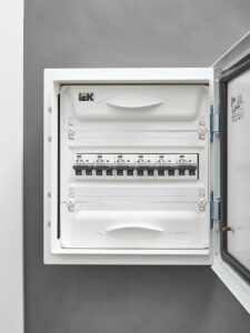 Выключатель автоматический модульный 2п C 63А M06N ARMAT IEK AR-M06N-2-C063 — изображение 4