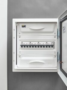 Выключатель автоматический модульный 3п C 25А M06N ARMAT IEK AR-M06N-3-C025 — изображение 4
