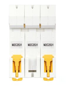 Выключатель автоматический модульный 3п C 25А M10N ARMAT IEK AR-M10N-3-C025 — изображение 3