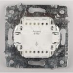 Переключатель 1-кл. СП Accent 6-103-01 10А IP20 250В AL/CU бел. Intro Б0063450 — изображение 3