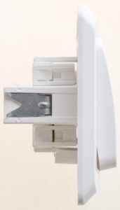 Выключатель 3-кл. СП Этюд 10А IP20 бел. SE BC10-003B — изображение 2