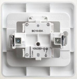 Переключатель проходной 1-кл. СП Этюд 10А IP20 бел. SE BC10-004B — изображение 4