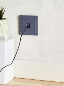 Розетка компьютерная СП RJ45 кат.5E BRITE РК10-БрМ механизм маренго IEK BR-K10-1-K35 — изображение 3