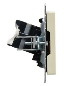 Розетка компьютерная двойн. СП RJ45 кат.5E BRITE РК10-2-БрКр механизм беж. IEK BR-K20-1-K10 — изображение 6