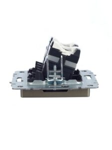 Розетка компьютерная двойн. СП RJ45 кат.5E BRITE РК10-2-БрШ механизм шампань IEK BR-K20-1-K37 — изображение 5