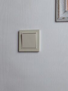 Рамка 1-м IP44 BRITE РУ-1-БрКр-44 беж. IEK BR-M12-44-K10 — изображение 2