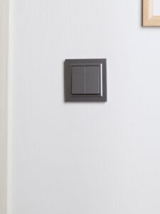 Рамка 1-м BRITE РУ-1-БрС сталь IEK BR-M12-K46 — изображение 2
