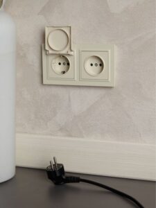 Рамка 2-м IP44 BRITE РУ-2-БрКр-44 беж. IEK BR-M22-44-K10 — изображение 2