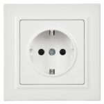 Розетка BRITE РСР14-1-0-БрБ 16А в сборе с заземл. защ. шторки бел. IEK BR-R14-16-K01-F — изображение 5