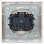Розетка BRITE РСР14-1-0-БрБ 16А в сборе с заземл. защ. шторки бел. IEK BR-R14-16-K01-F — изображение 6