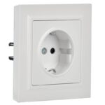 Розетка BRITE РСР14-1-0-БрБ 16А в сборе с заземл. защ. шторки бел. IEK BR-R14-16-K01-F — изображение 3