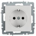 Розетка BRITE РС14-1-0-БрБ 16А с заземл. защ. шторки механизм бел. IEK BR-R14-16-K01 — изображение 2