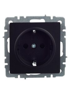 Розетка BRITE РС14-1-0-БрЧ 16А с заземл. защ. шторки механизм черн. IEK BR-R14-16-K02 — изображение 7