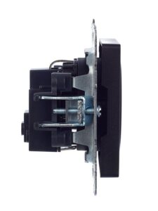 Розетка BRITE РС14-1-0-БрЧ 16А с заземл. защ. шторки механизм черн. IEK BR-R14-16-K02 — изображение 2