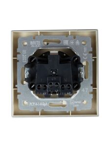 Розетка СП BRITE РСР14-1-0-БрА 16А в сборе с заземл. защ. шторки алюм. IEK BR-R14-16-K47-F — изображение 6