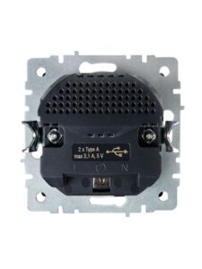 Розетка BRITE РЮш10-2-БрЧ 16А с USB A+A 3.1А с заземл. защ. шторки механизм черн. IEK BR-R14-16-U21-D31-K02 — изображение 2