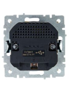 Розетка BRITE РЮш10-2-БрКр 16А с USB A+A 3.1А с заземл. защ. шторки механизм беж. IEK BR-R14-16-U21-D31-K10 — изображение 7