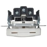 Розетка BRITE РСбш10-3-БрБ 16А IP20 с заземл. защ. шторки с крышкой механизм бел. IEK BR-R16-16-K01 — изображение 5