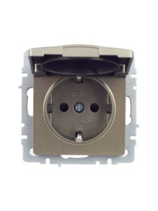 Розетка BRITE РСбш10-3-БрШ 16А IP20 с заземл. защ. шторки с крышкой механизм шампань IEK BR-R16-16-K37 — изображение 4