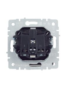 Розетка BRITE РСбш10-3-БрШ 16А IP20 с заземл. защ. шторки с крышкой механизм шампань IEK BR-R16-16-K37 — изображение 6