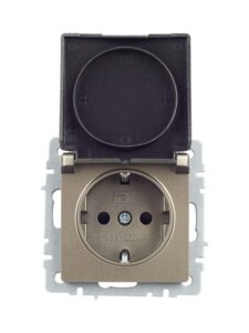 Розетка BRITE РСбш10-3-БрШ 16А IP20 с заземл. защ. шторки с крышкой механизм шампань IEK BR-R16-16-K37 — изображение 8