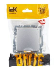 Розетка BRITE РСбш10-3-БрА 16А IP20 с заземл. защ. шторки с крышкой механизм алюм. IEK BR-R16-16-K47 — изображение 2