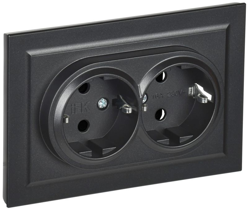 BR-R21-16-K02-F_1.jpeg Розетка 2-м СП BRITE РС12-3-БрЧ 16А в сборе с заземл. без защ. шторок черн. IEK BR-R21-16-K02-F — изображение 1