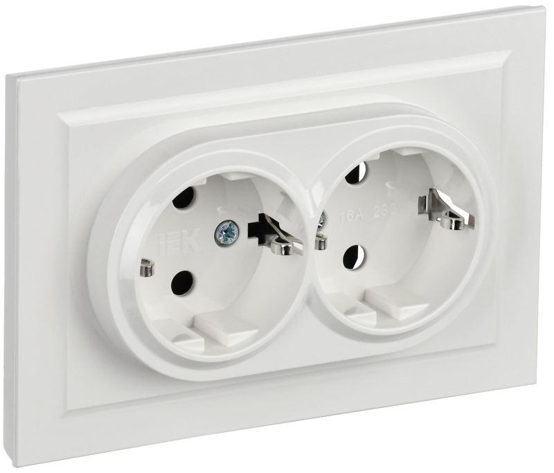 BR-R24-16-K01-F_1.jpeg Розетка 2-м СП BRITE РСш12-3-БрБ 16А в сборе с заземл. защ. шторки бел. IEK BR-R24-16-K01-F — изображение 1