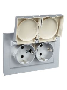 Розетка 2-м СП BRITE РСбш12-3-44-БрА 16А в сборе IP44 с крышкой алюм. IEK BR-R26-16-44-K47-F — изображение 5