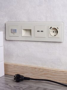 Розетка BRITE USB A+A 3.1А РЮ10-1-БрКр механизм беж. IEK BR-U21-D31-K10 — изображение 3