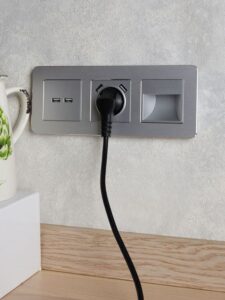 Розетка BRITE USB A+A 3.1А РЮ10-1-БрА механизм алюм. IEK BR-U21-D31-K47 — изображение 3