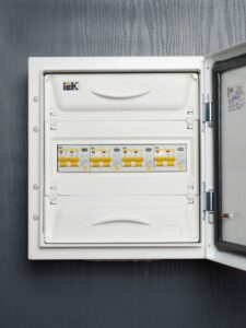 Выключатель автоматический дифференциального тока 2п C 40А 30мА тип AC 4.5кА АД-12 KARAT IEK MAD10-2-040-C-030 — изображение 5